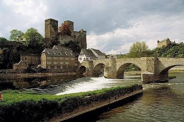 1666162213439759.png 1666162213439759.png