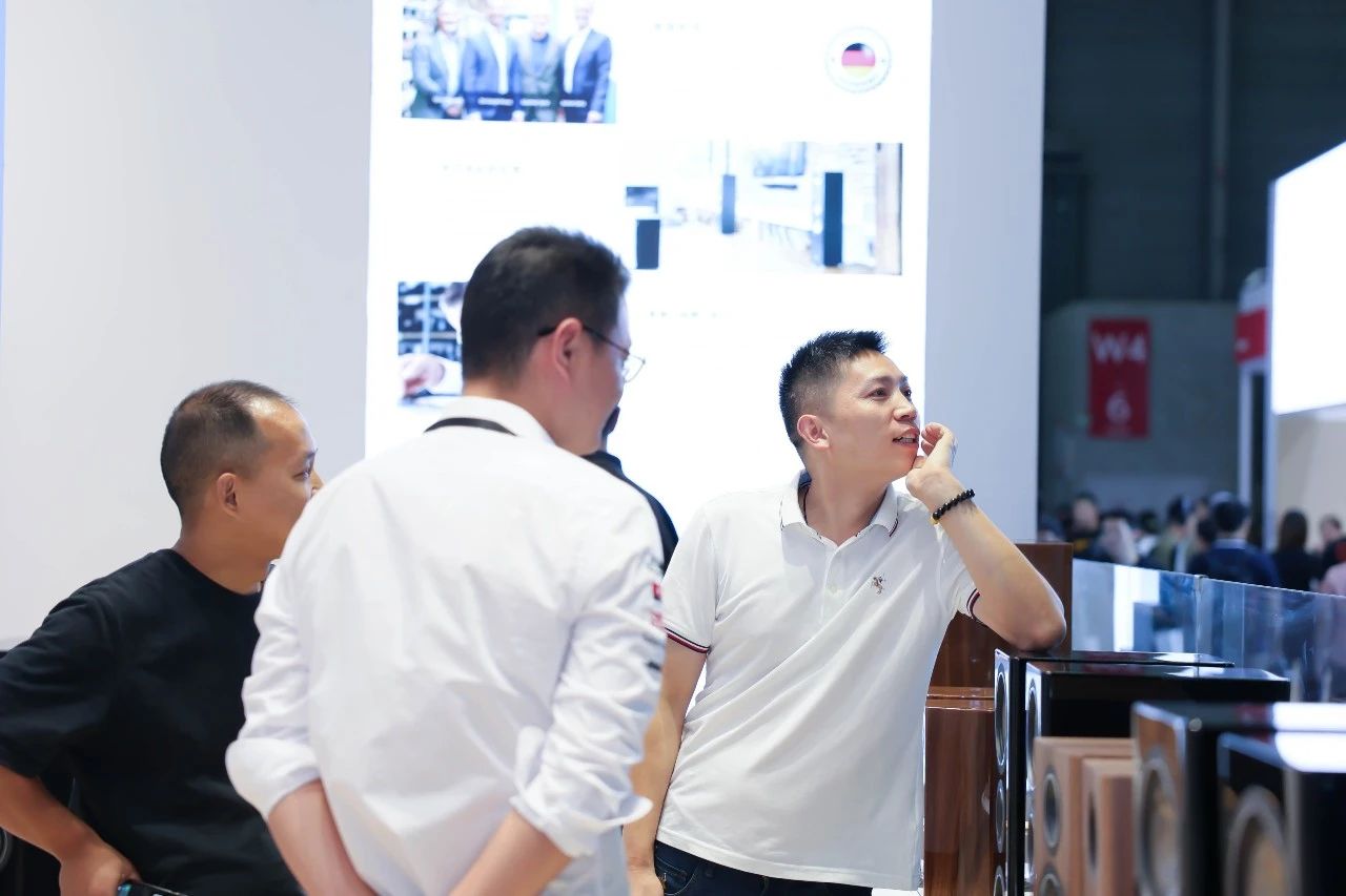 1693986435403222.jpg 1693986435403222.jpg