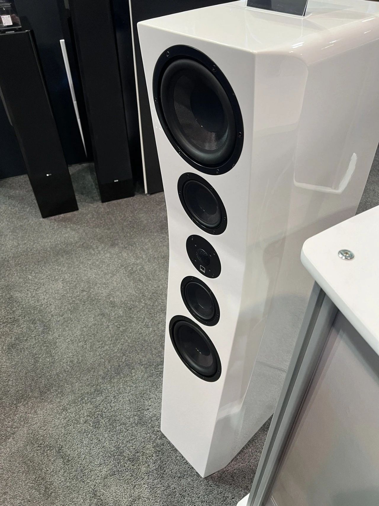 1705290071216796.jpg 1705290071216796.jpg