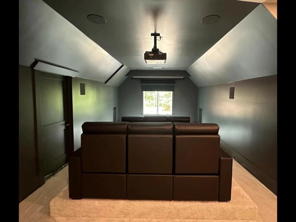 1727059828701469.jpg 1727059828701469.jpg