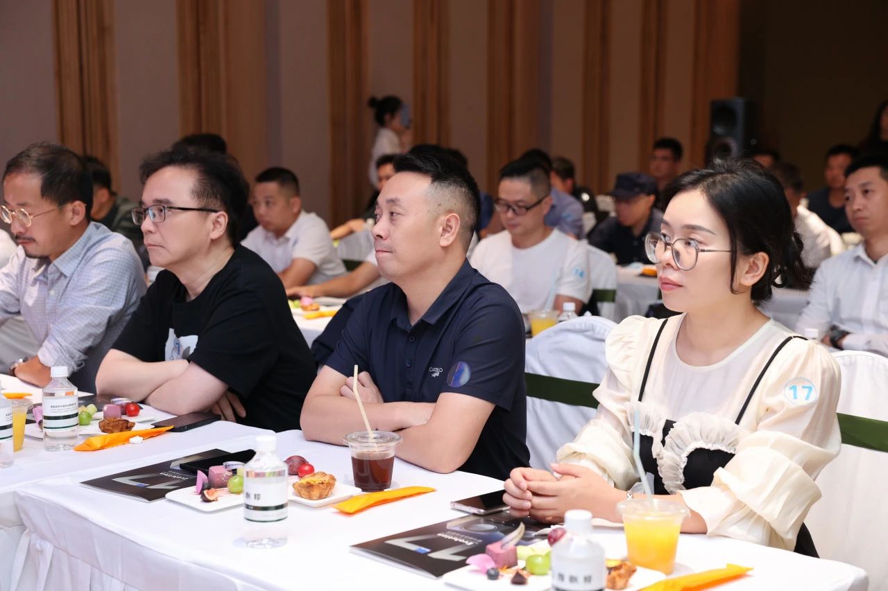 1730092415850333.jpg 1730092415850333.jpg