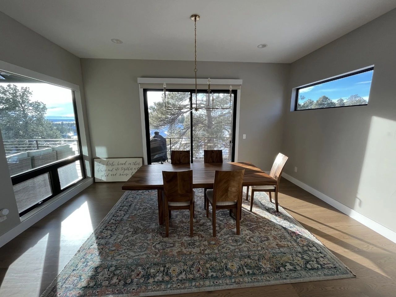 1741744041860831.jpg 1741744041860831.jpg