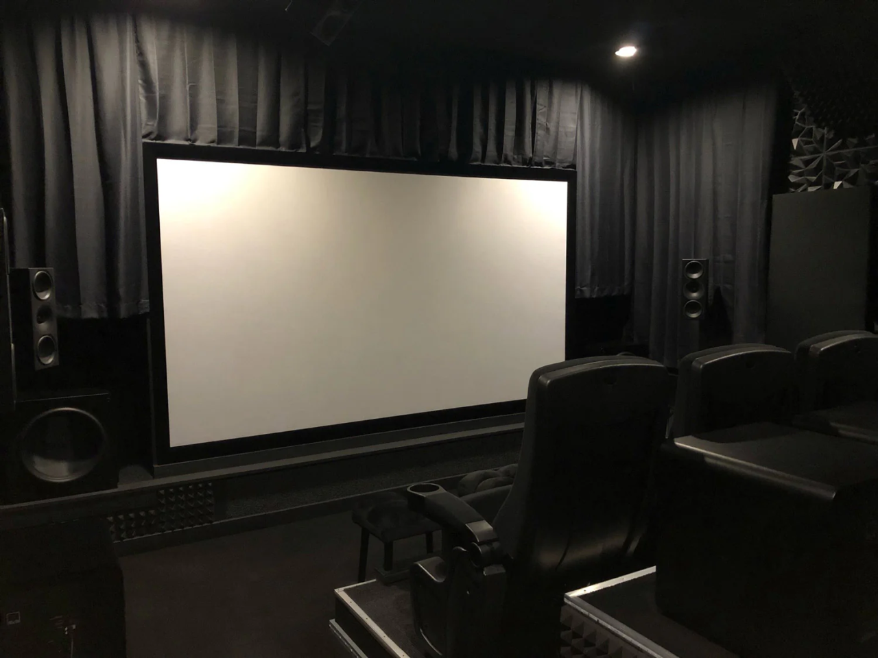 1744942779703469.png 1744942779703469.png