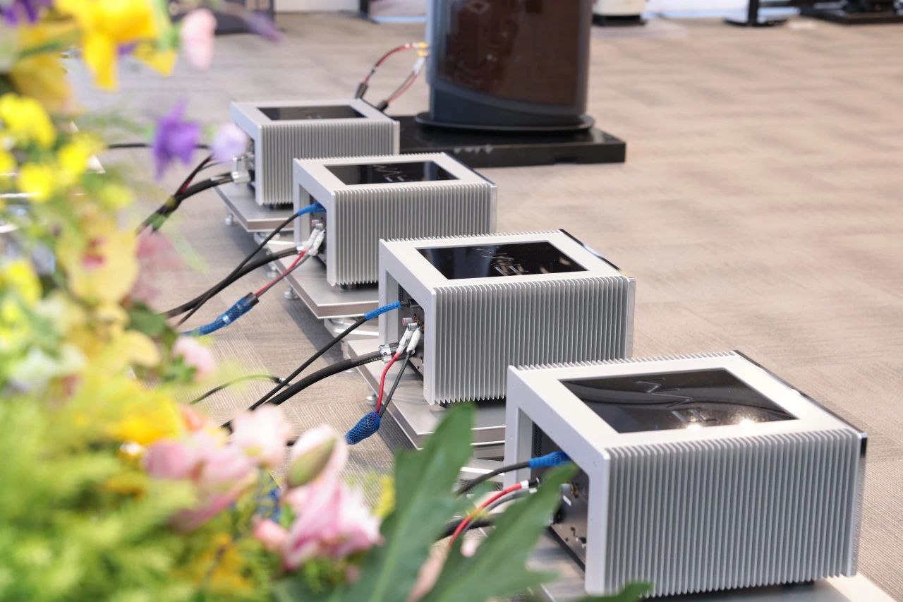 1752042124449381.jpg 1752042124449381.jpg