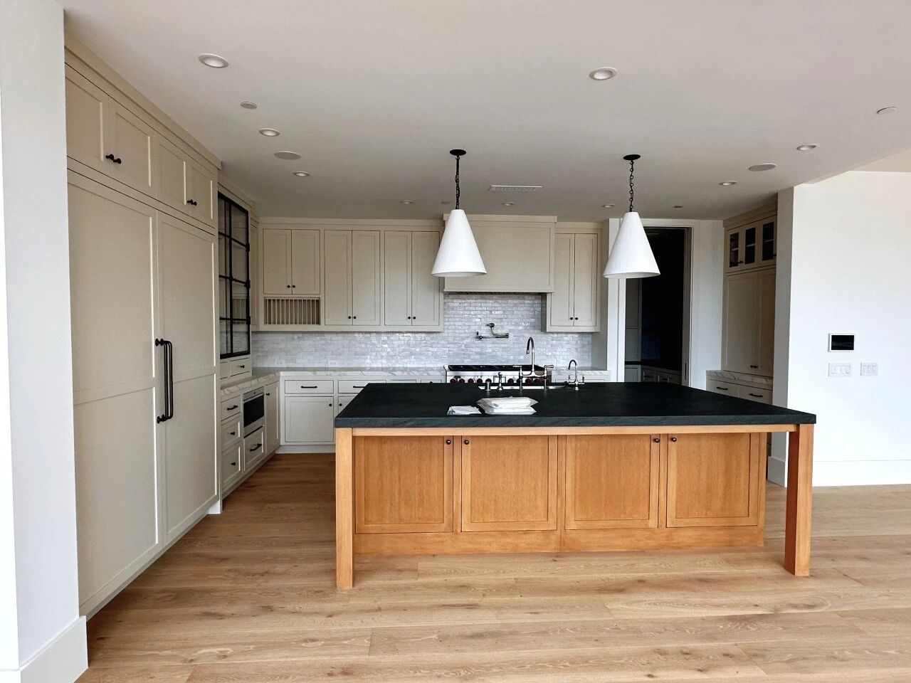 1756976820690275.jpg 1756976820690275.jpg