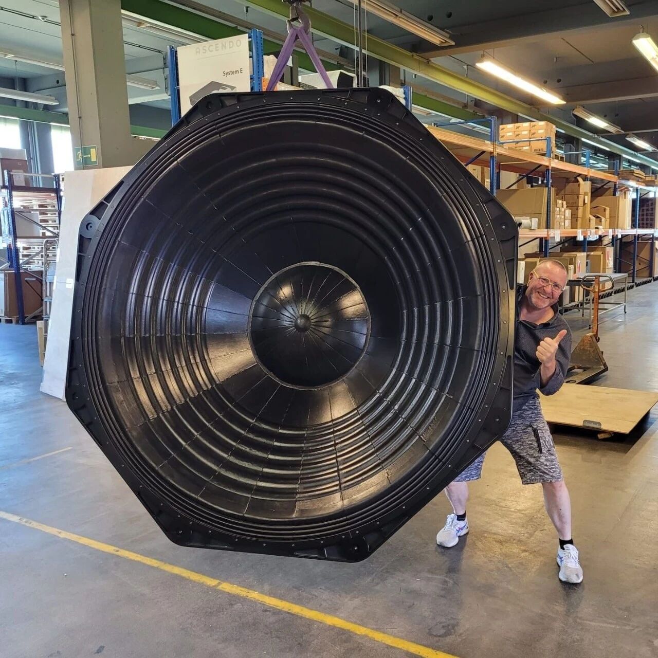 1758505761763092.jpg 1758505761763092.jpg